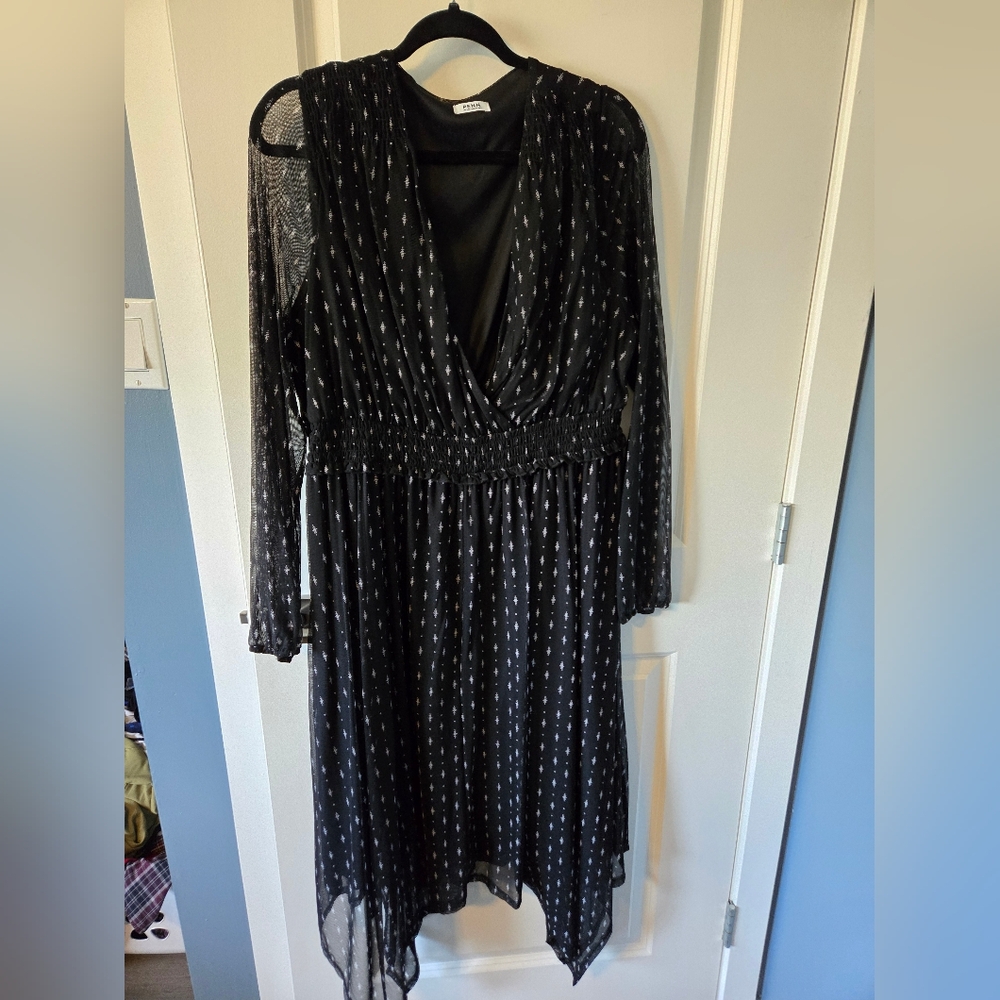 Gorgeous Penningtons Black Dress with detail, size X